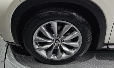 QX50 (P71A)