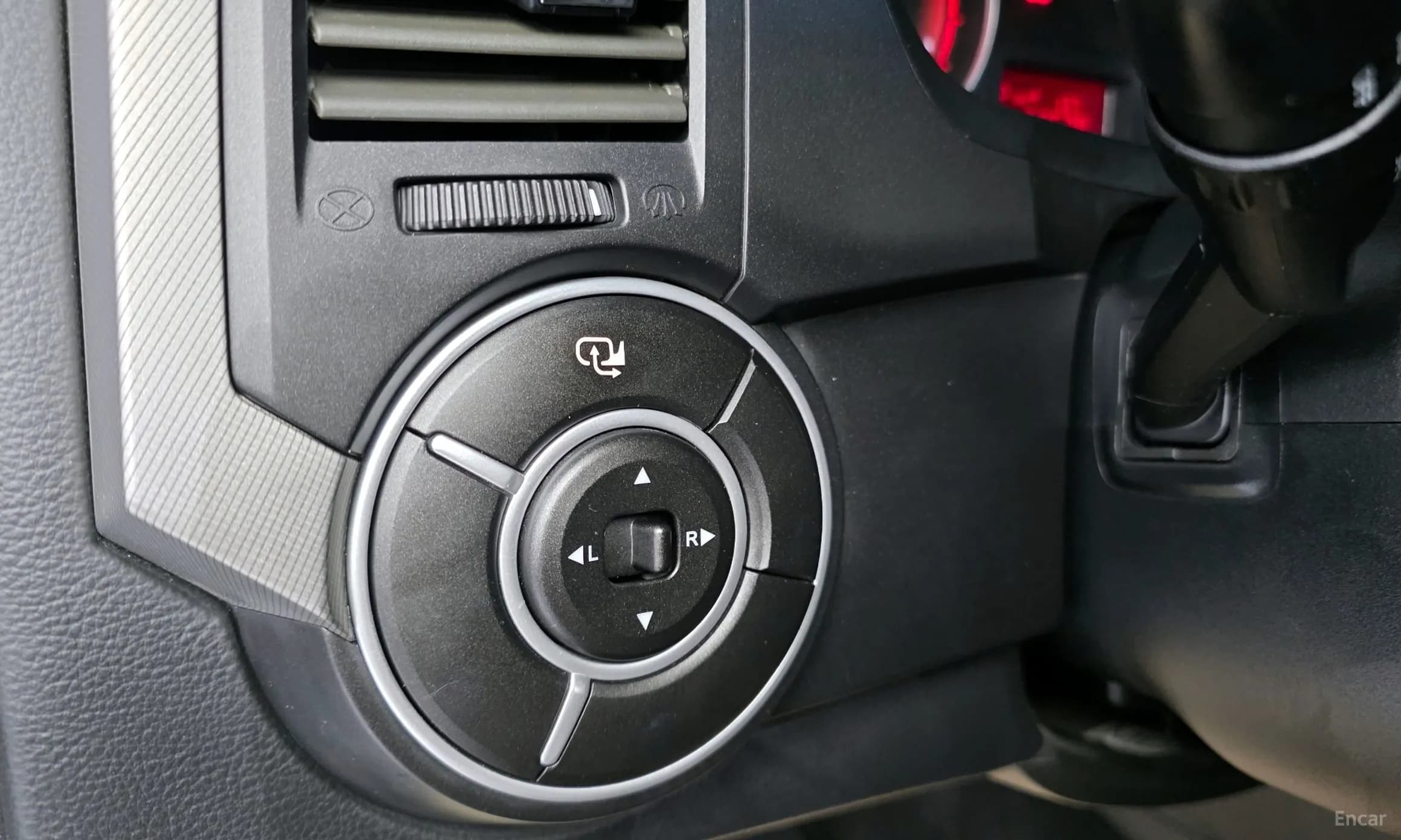 Korando Sports