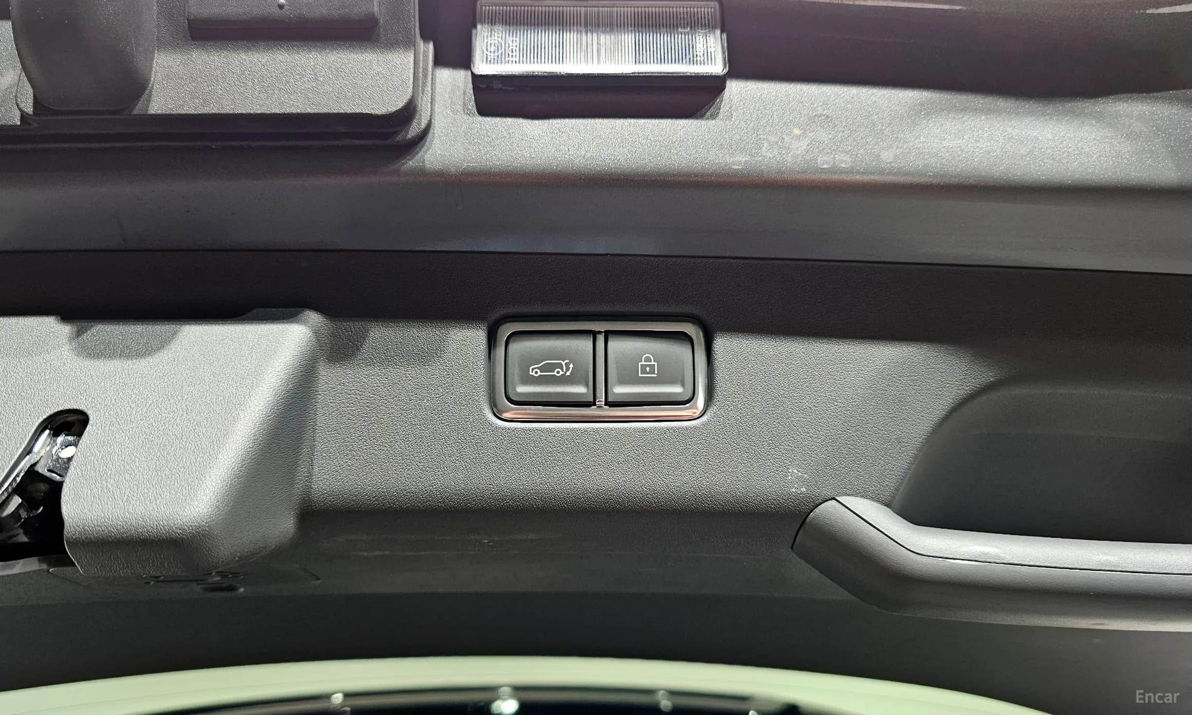 EV9