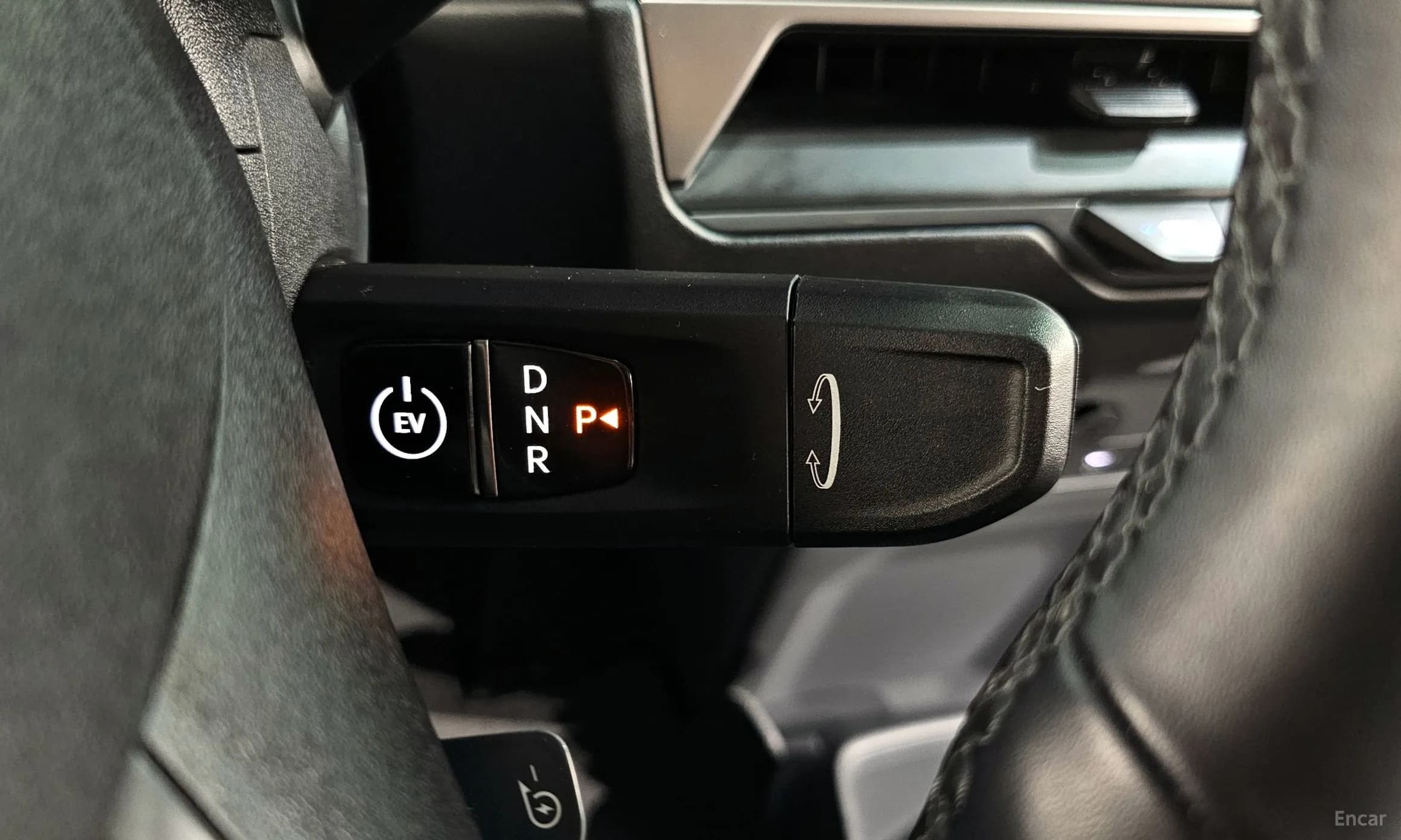 EV9
