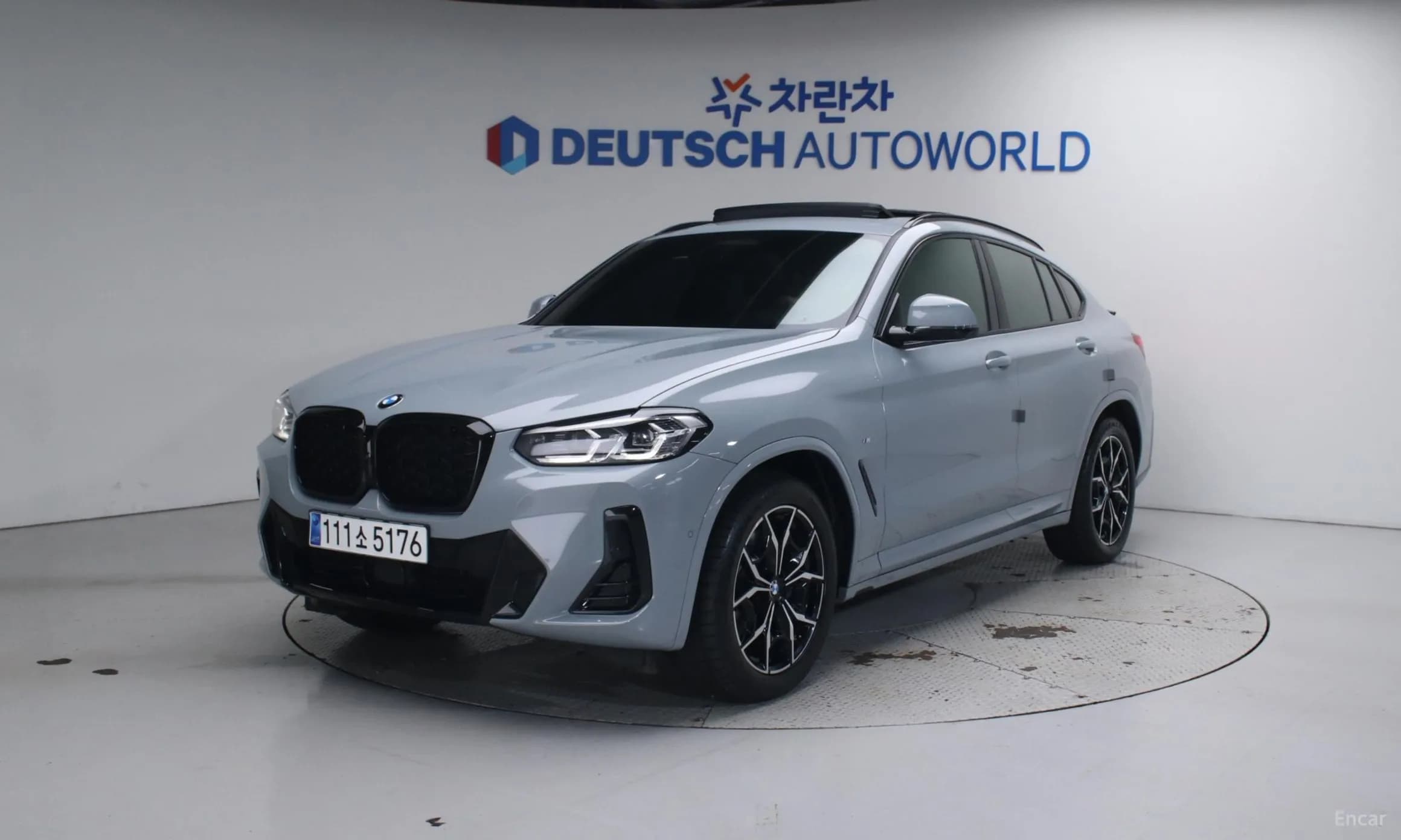 X4 (G02)