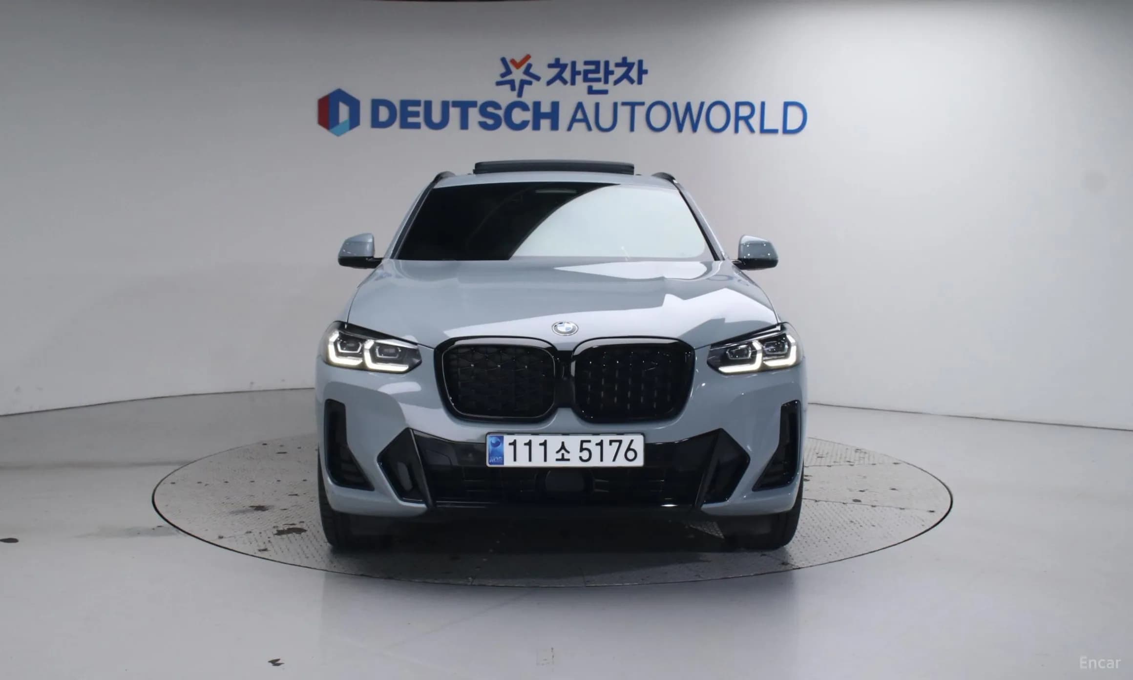 X4 (G02)