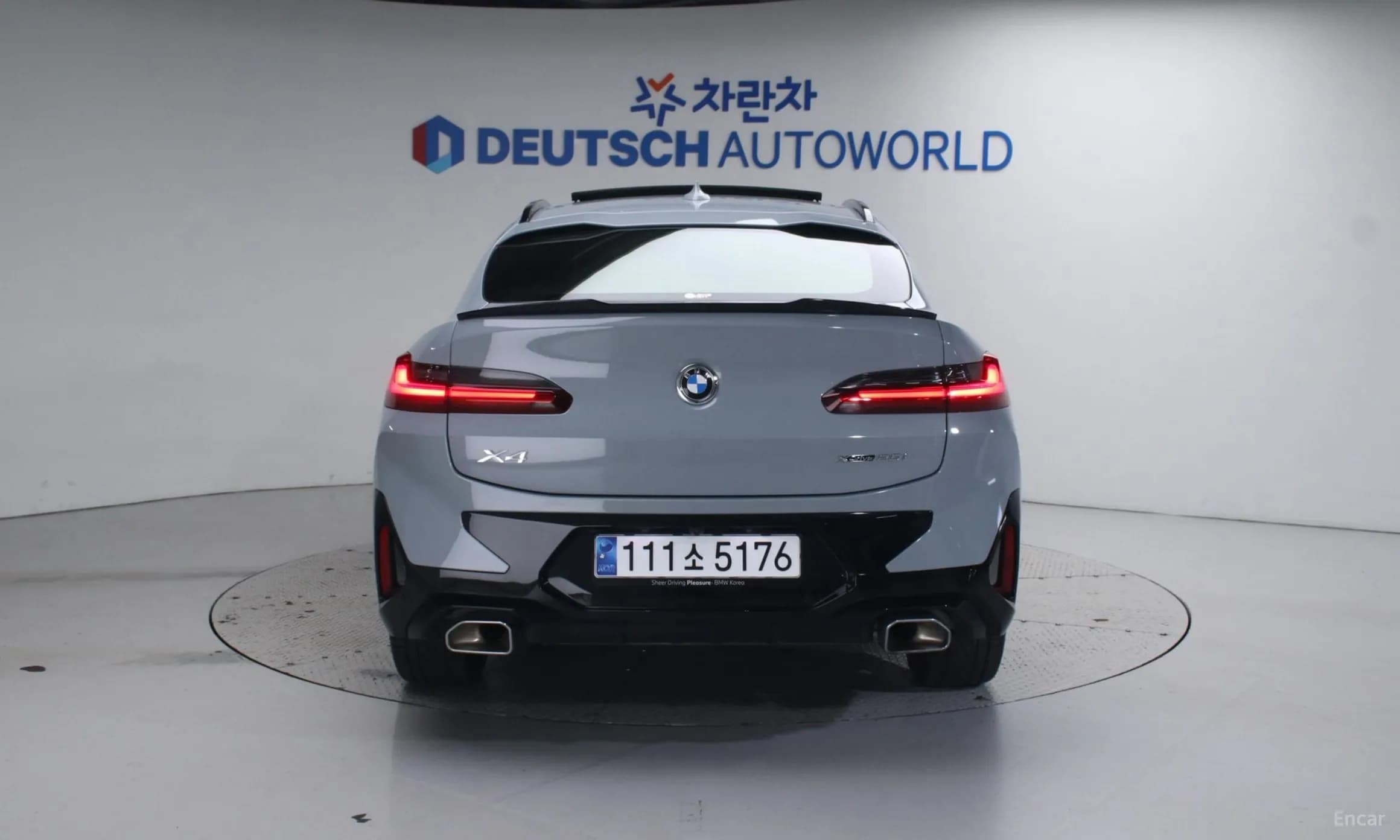 X4 (G02)
