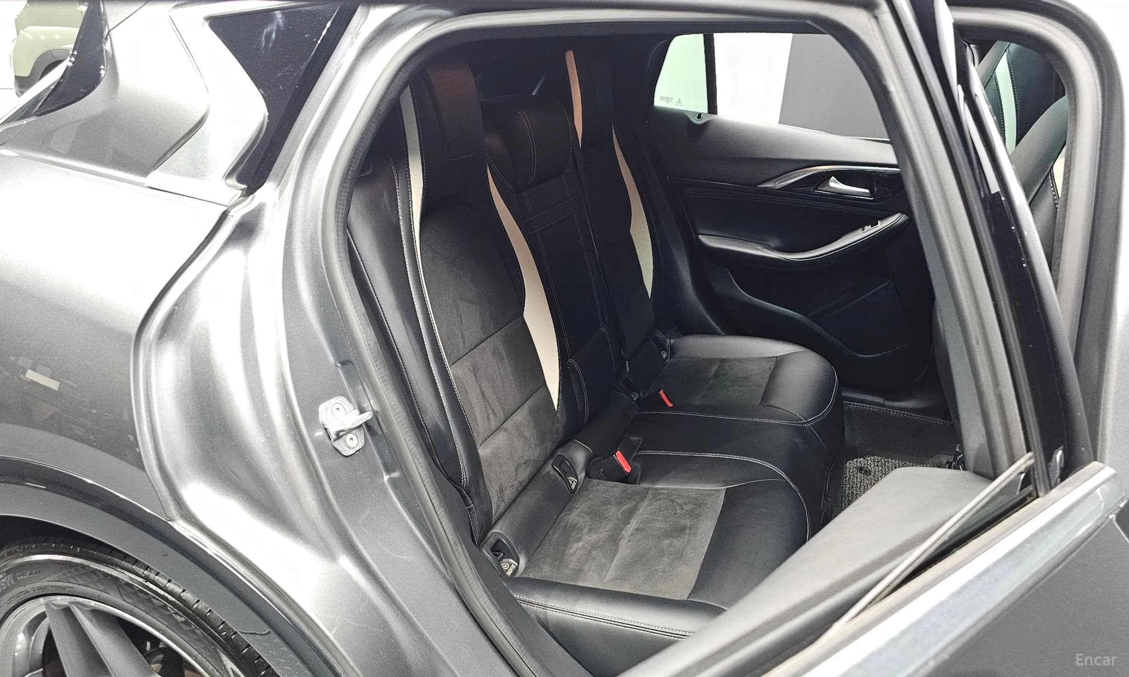 Q30