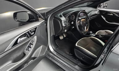 Q30