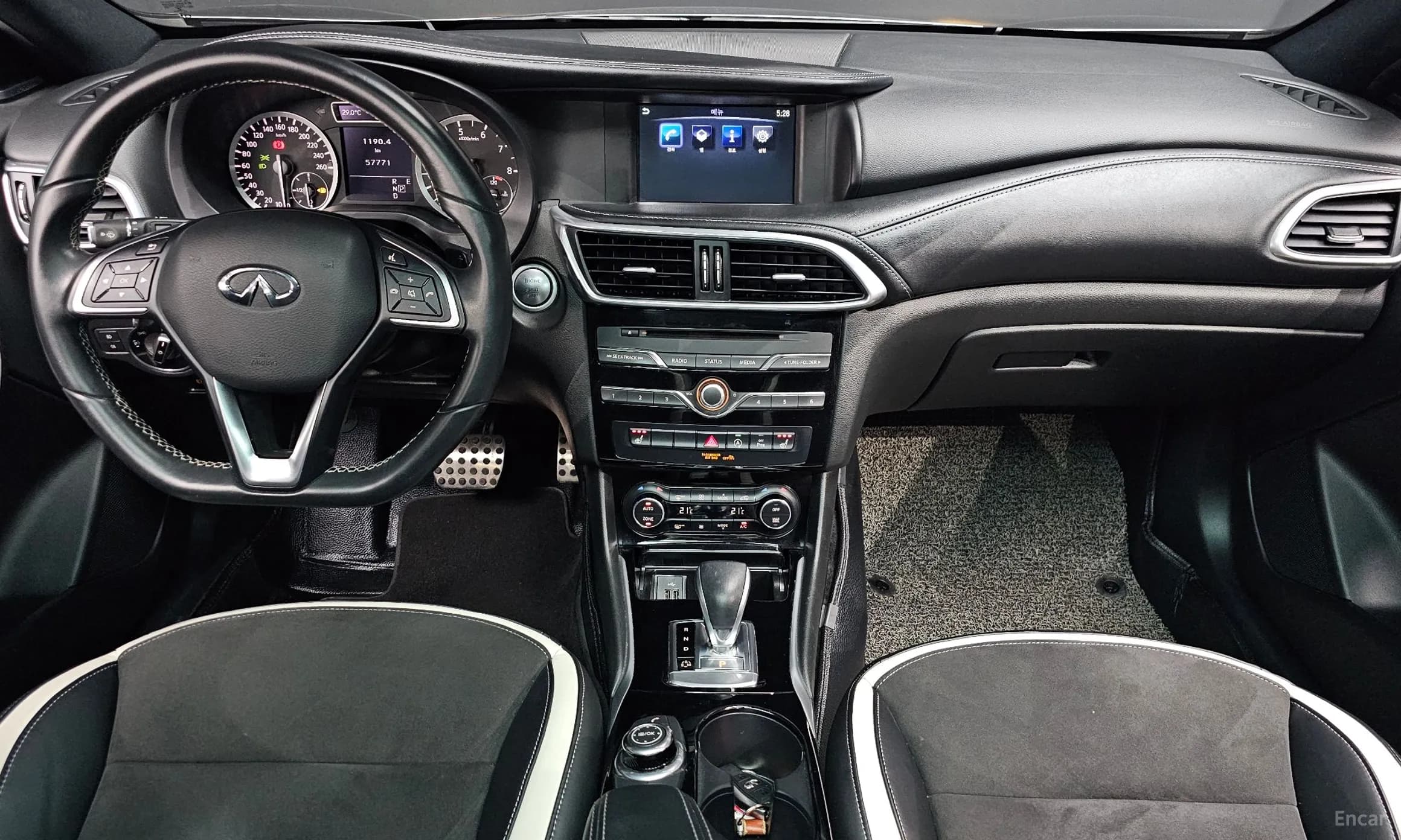 Q30