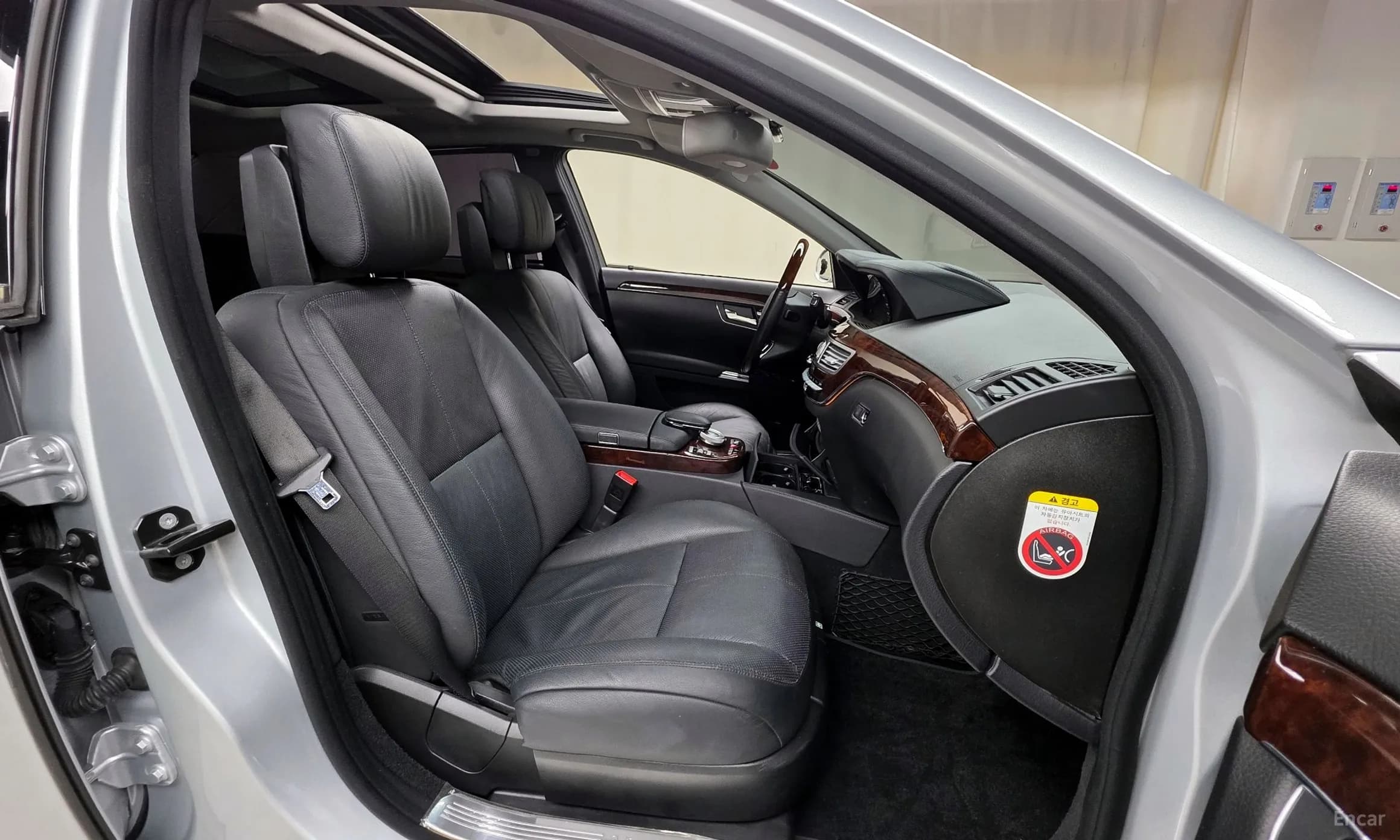 S-Class W221