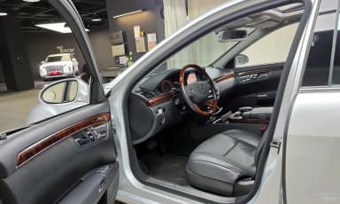 S-Class W221