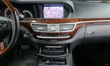 S-Class W221