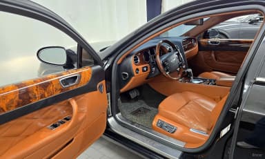 Flying Spur Gen 1