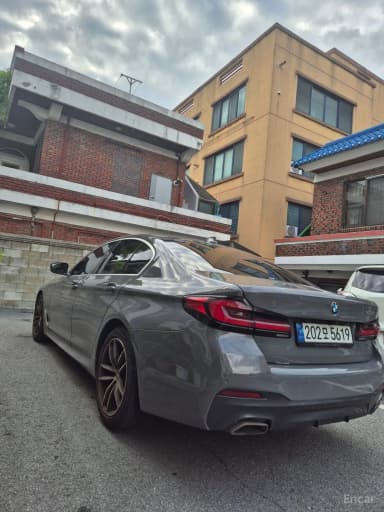 5 Series (G30)