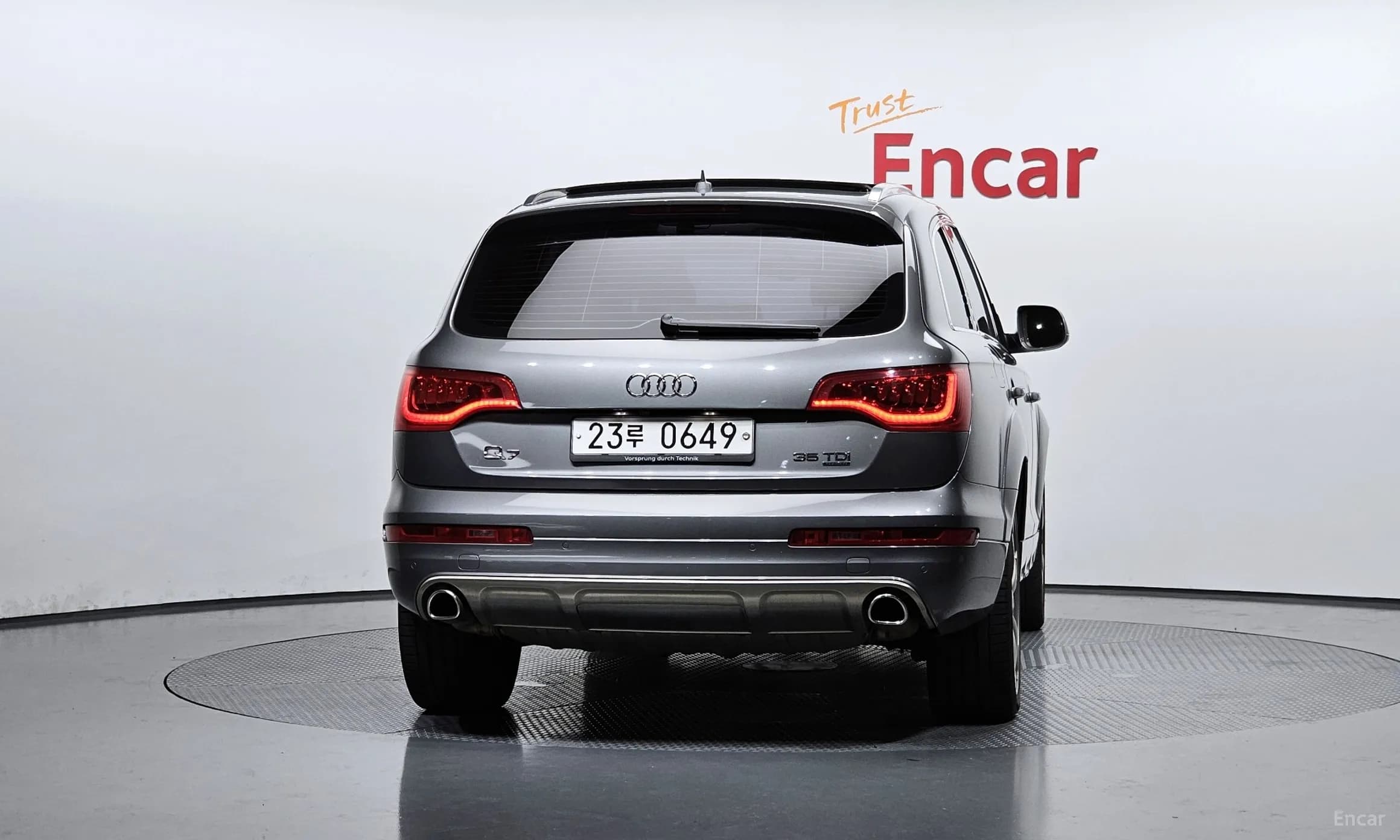 Q7