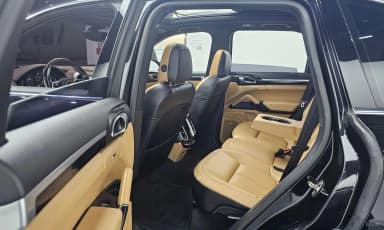 New Cayenne