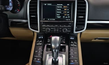 New Cayenne