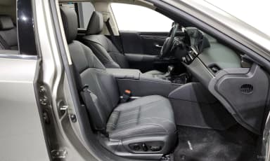 ES300h 7th Generation