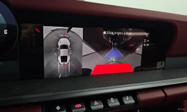 911 (992)