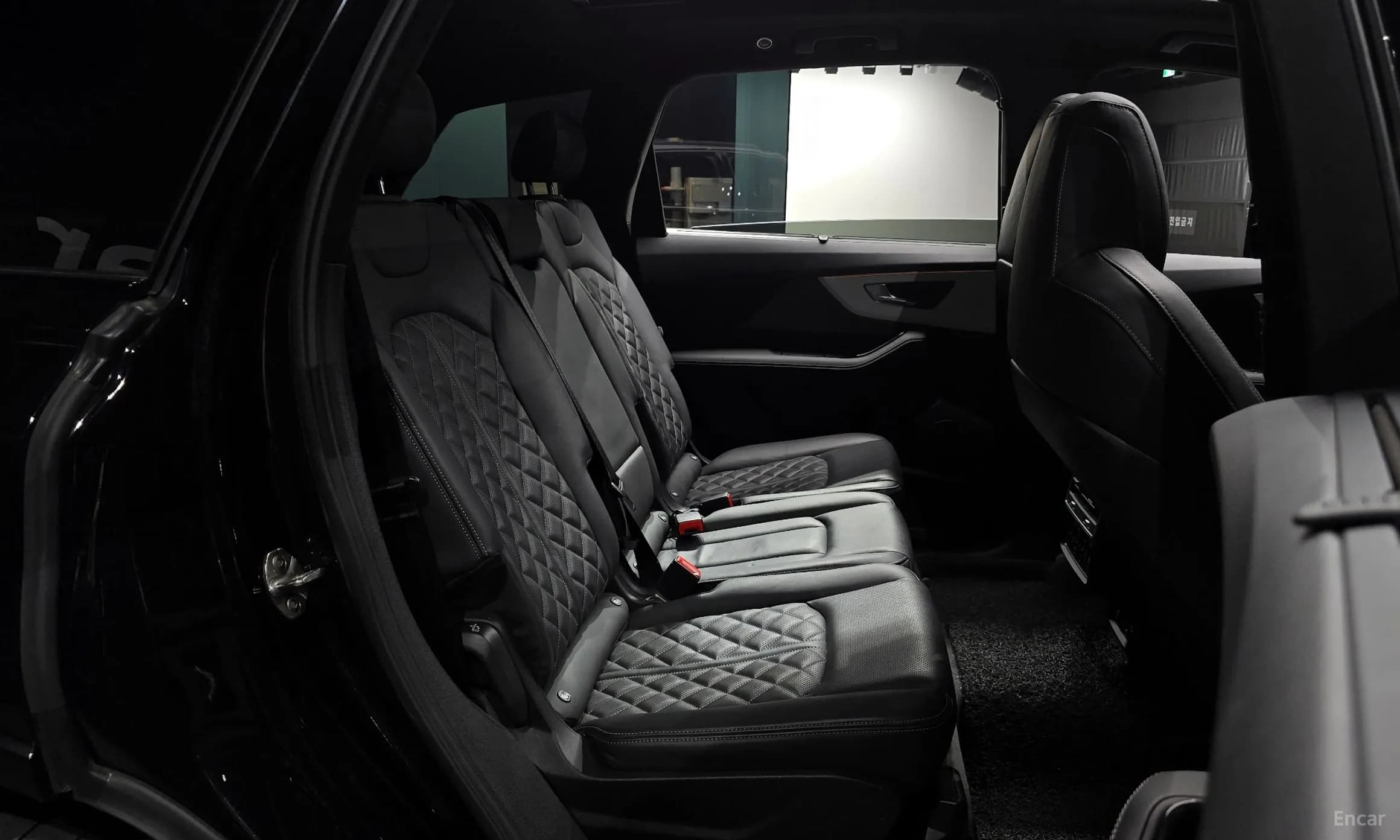 Q7 (4M)