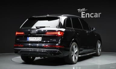 Q7 (4M)