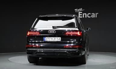 Q7 (4M)