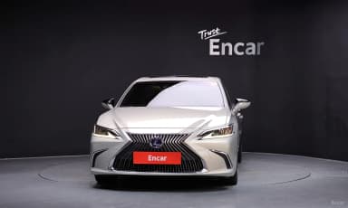 ES300h 7th Generation