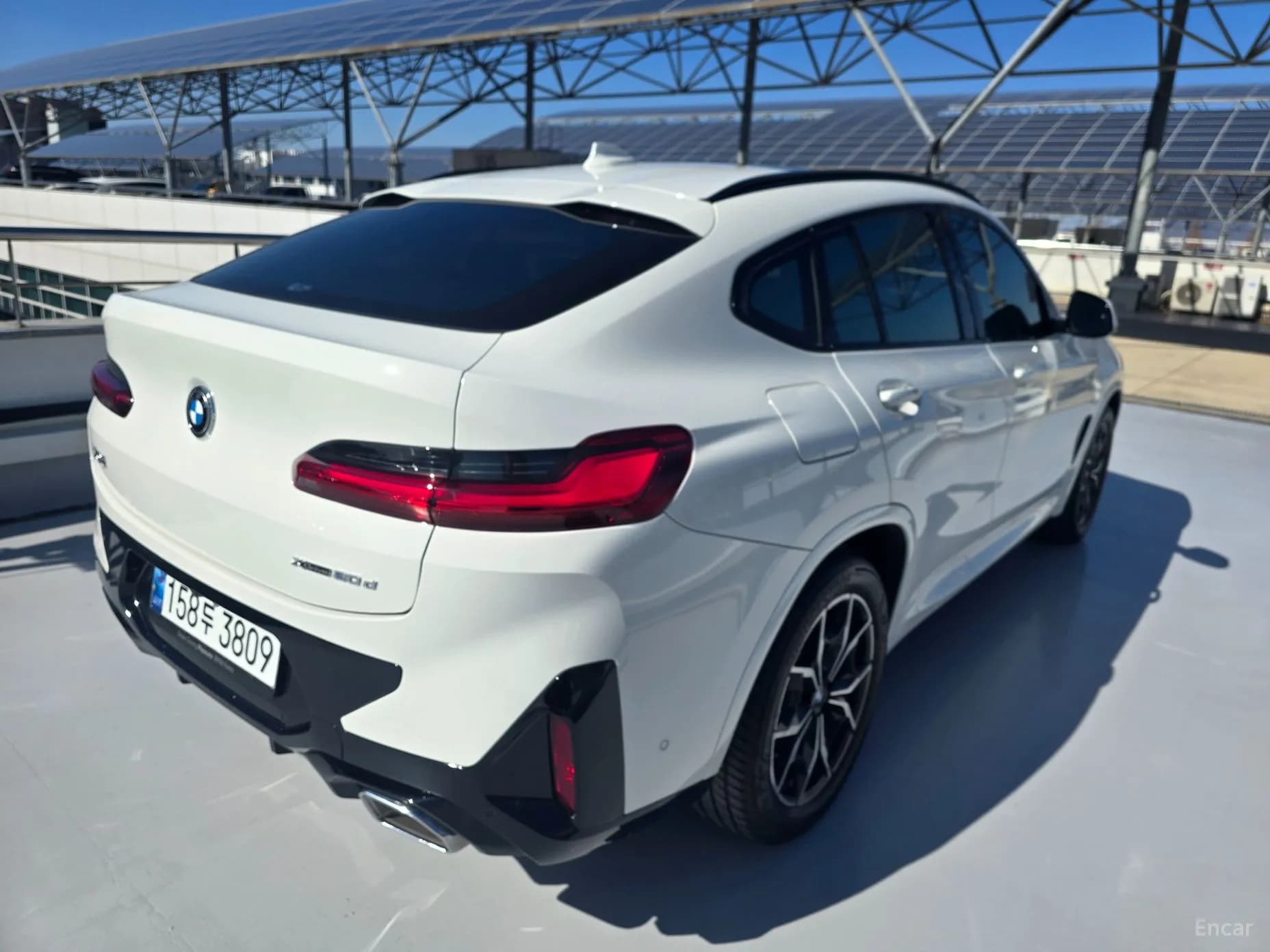 X4 (G02)