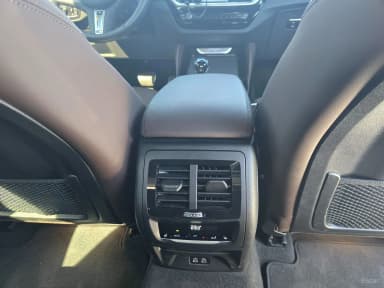 X4 (G02)