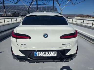 X4 (G02)