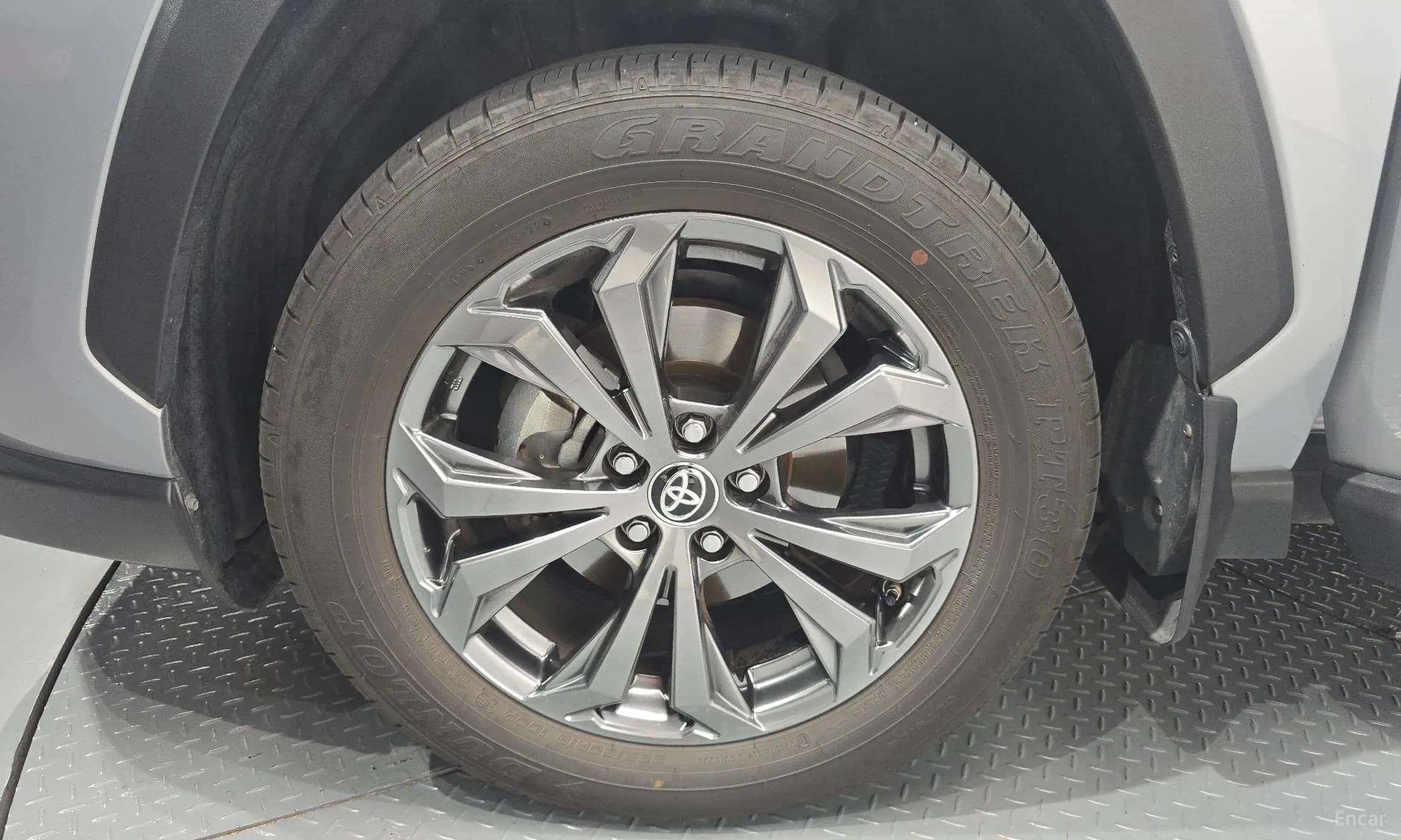 RAV4 5th Generation