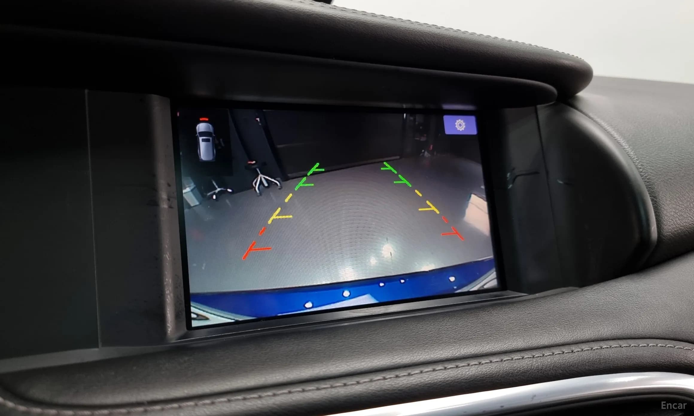 Q30