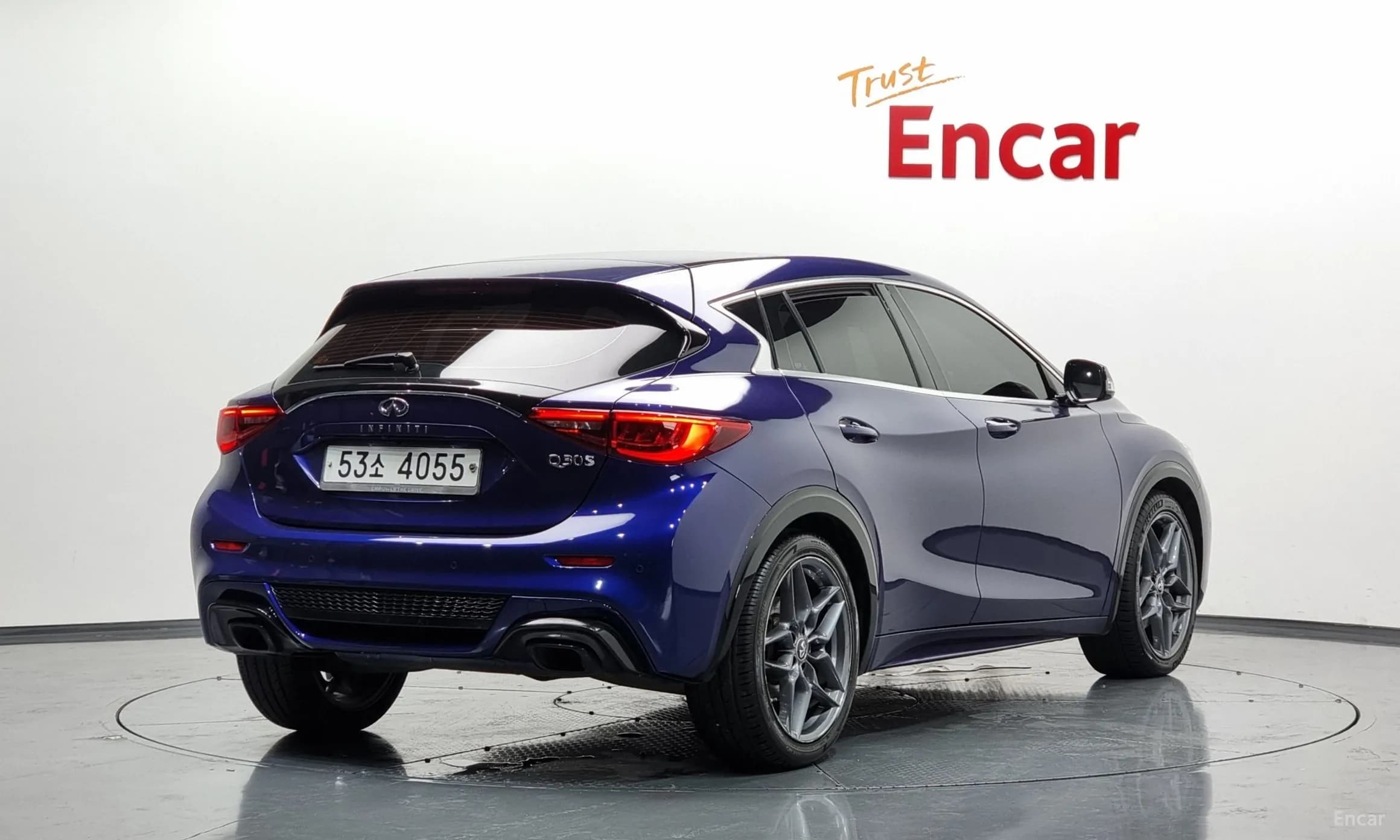 Q30