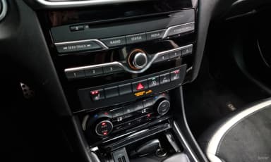 Q30