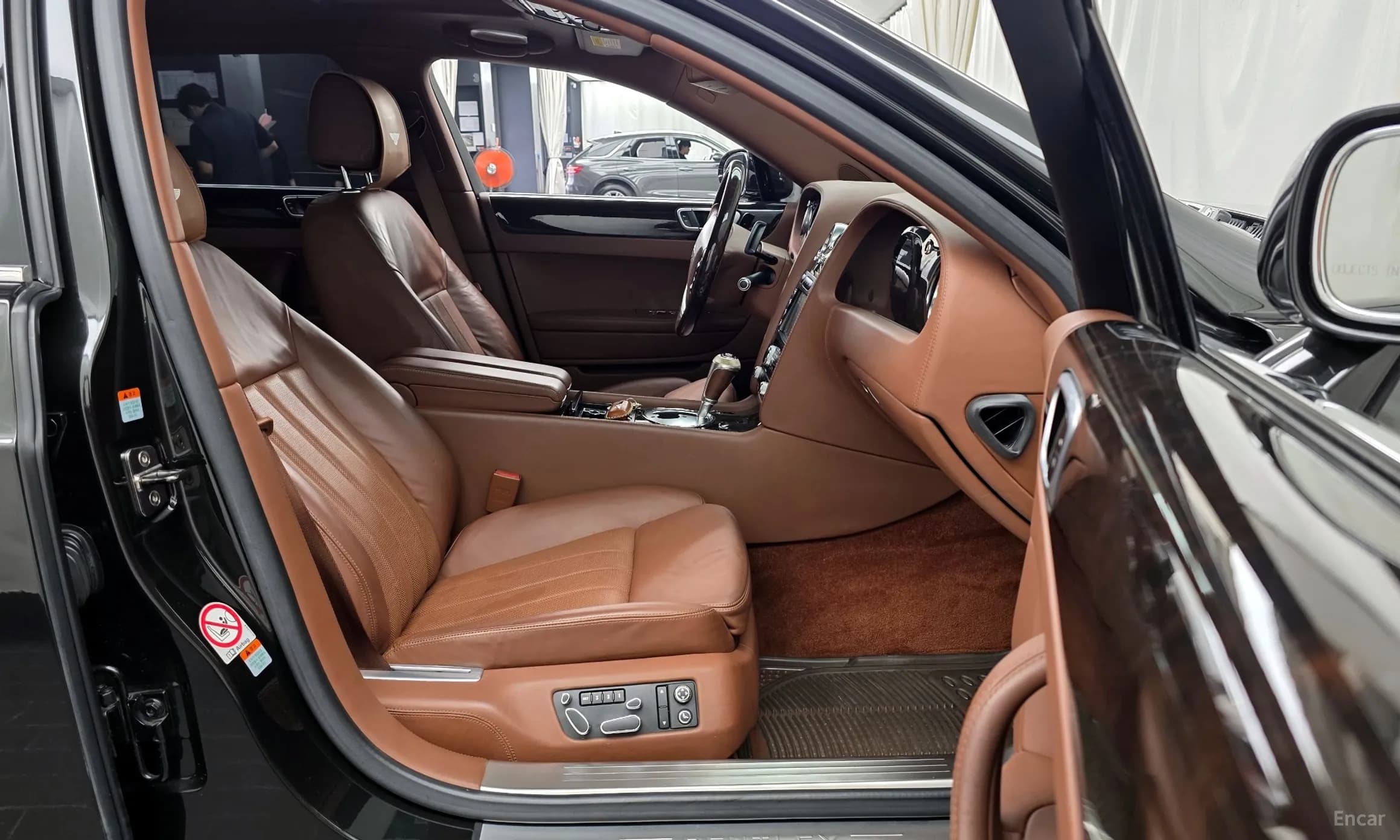 Flying Spur Gen 1