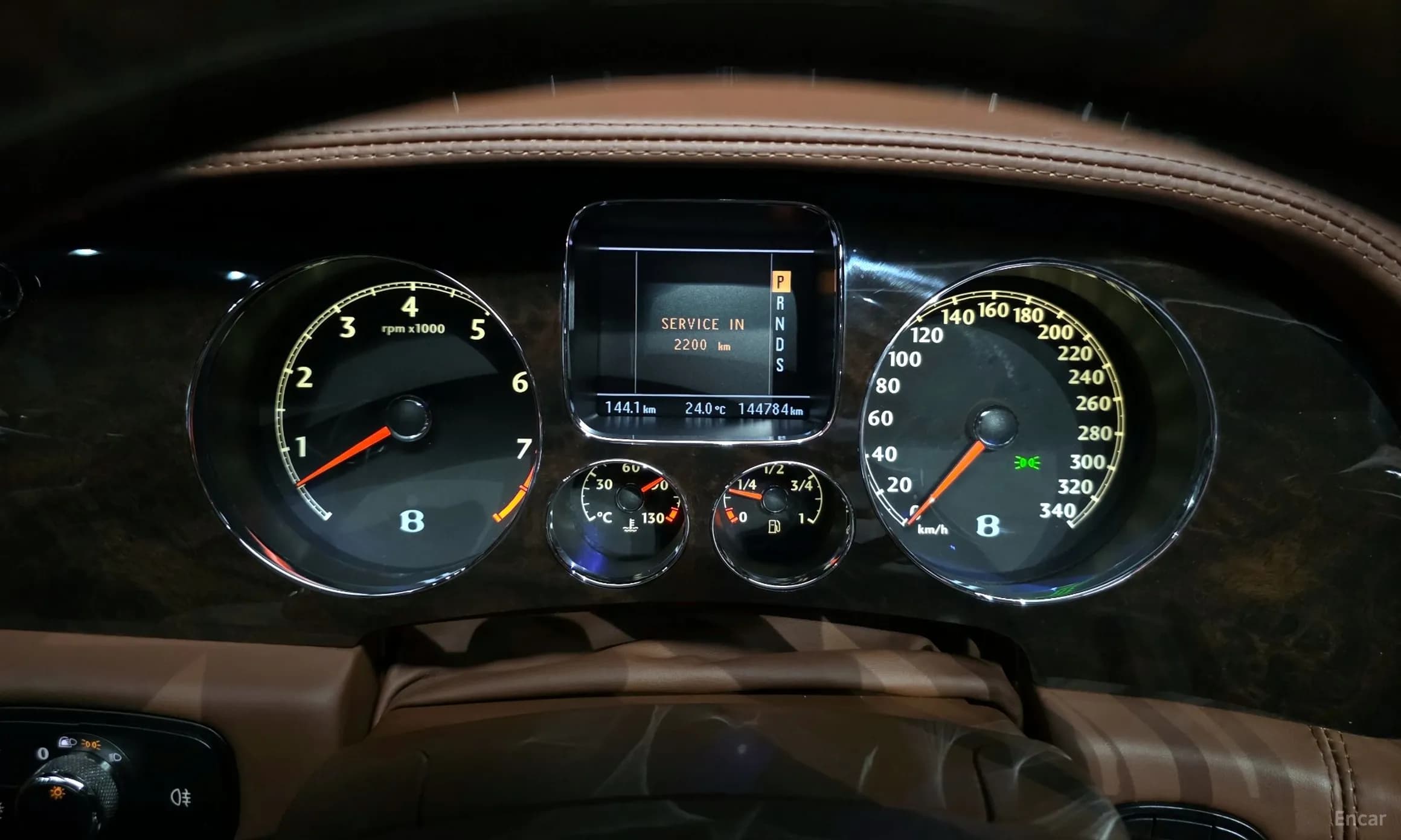 Flying Spur Gen 1