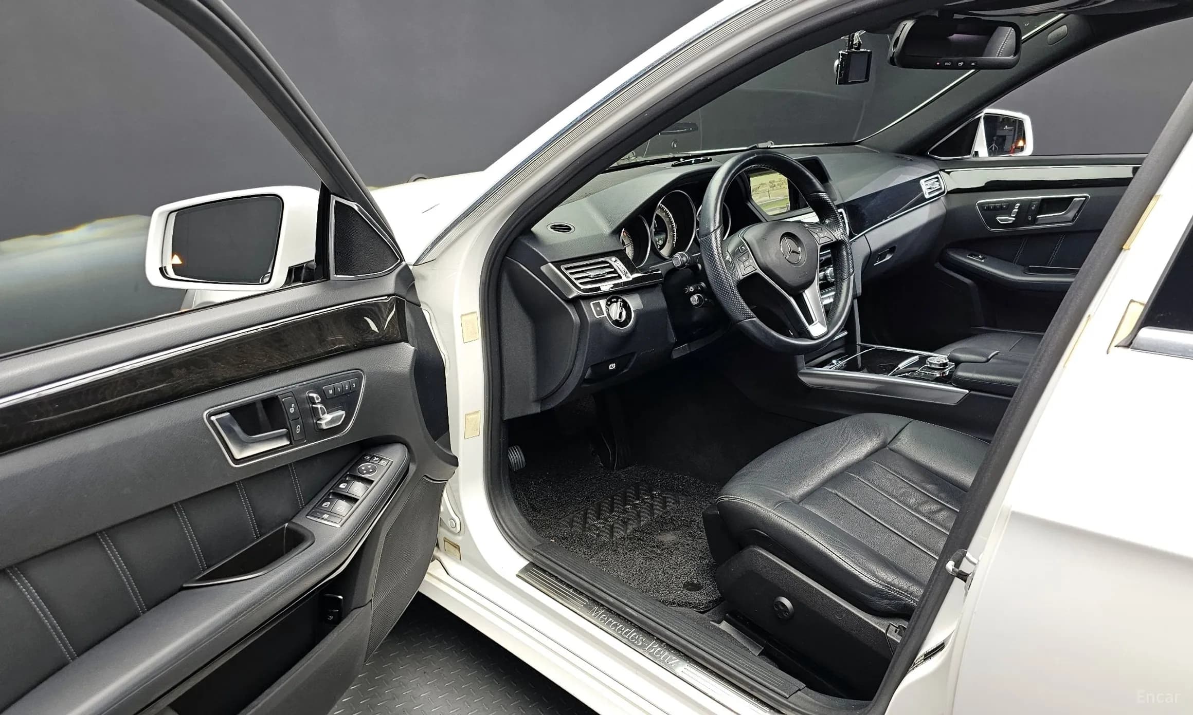 E-Class W212