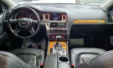Q7