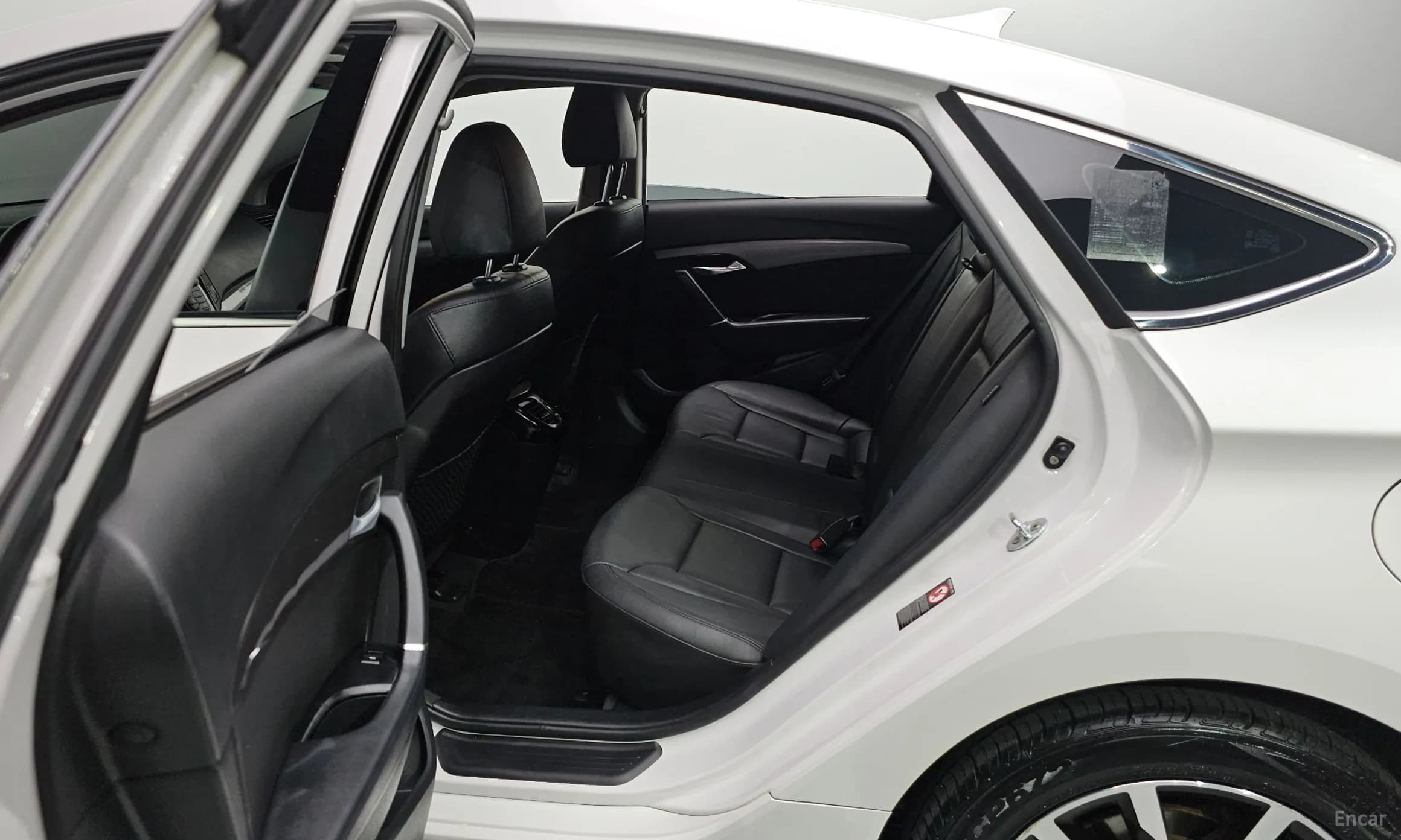 i40 saloon