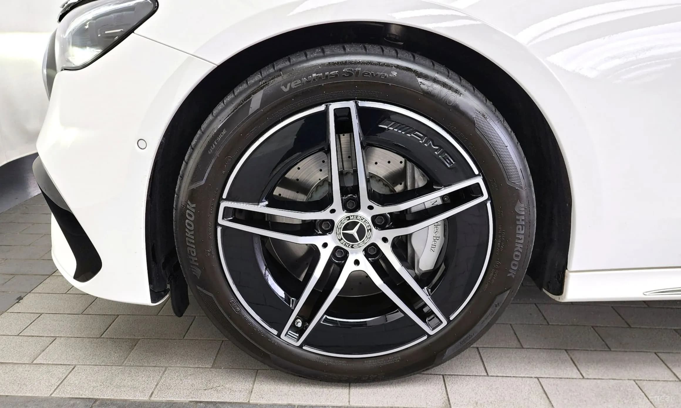 E-Class W214