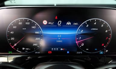 E-Class W214