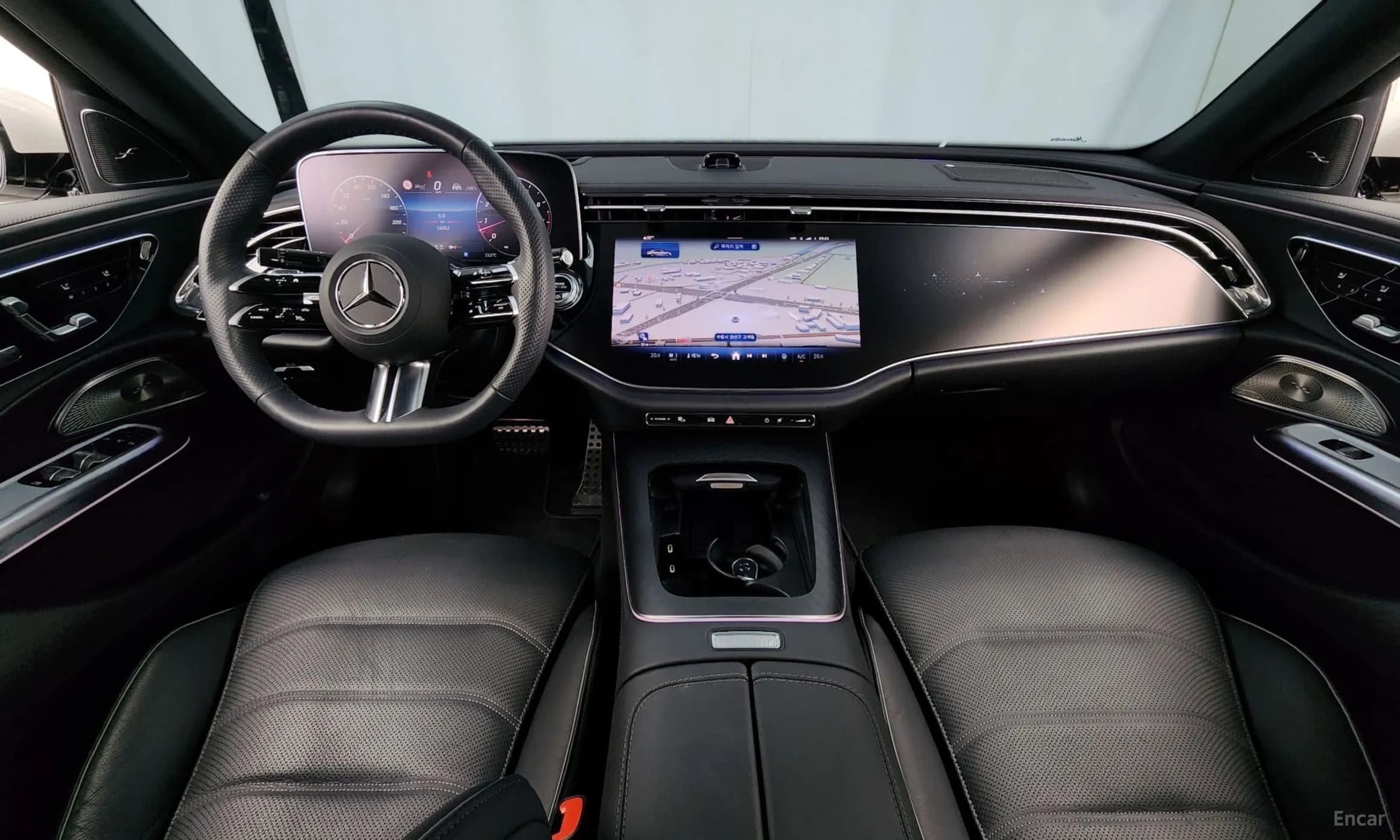 E-Class W214