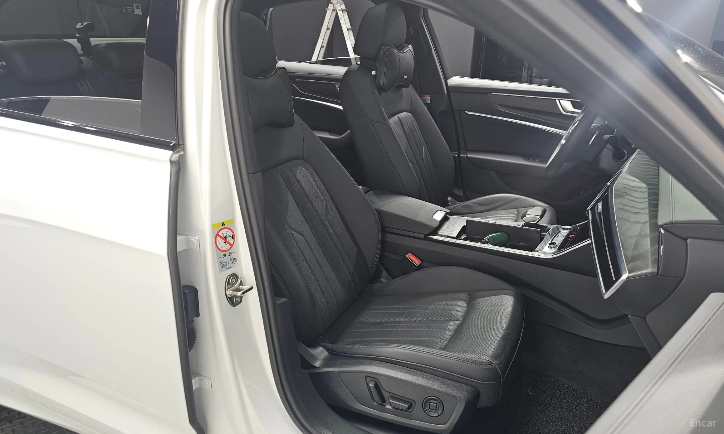 A6 (C8)