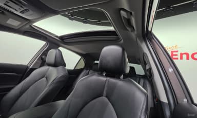 Camry (XV70)