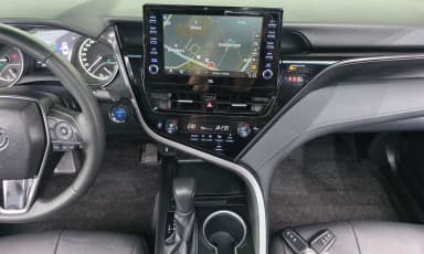 Camry (XV70)