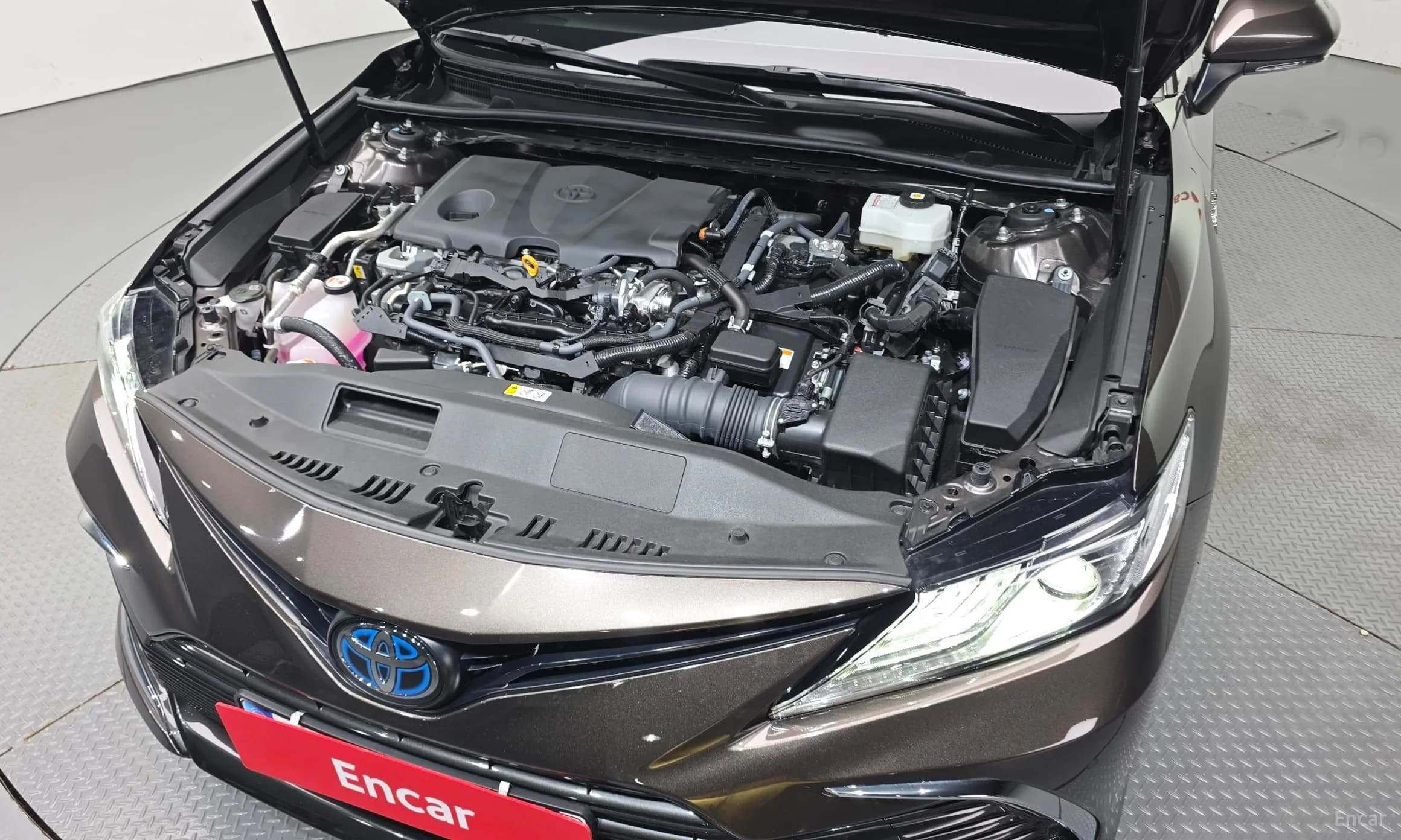 Camry (XV70)