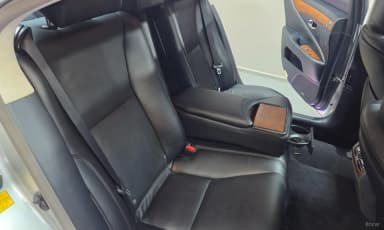 LS460