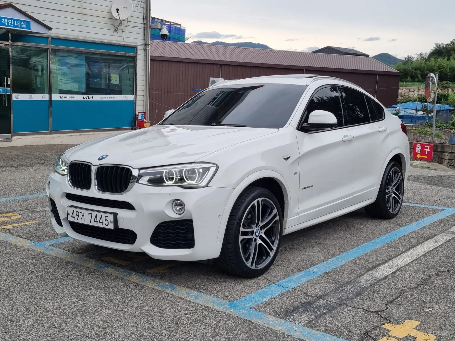 X4 (F26)
