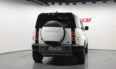 Defender (L663)