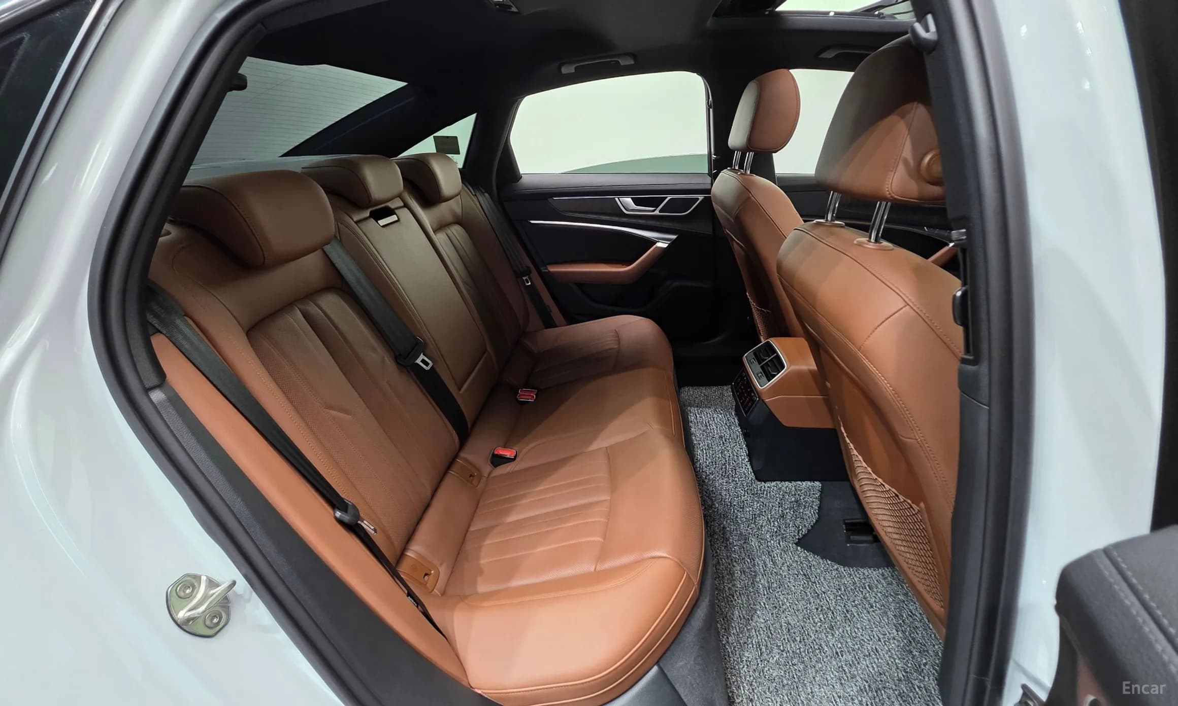 A6 (C8)