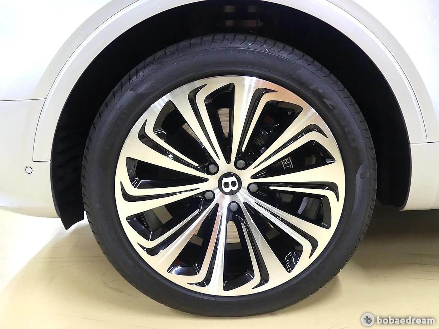 Bentayga