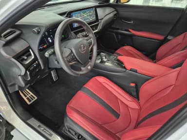 UX300h