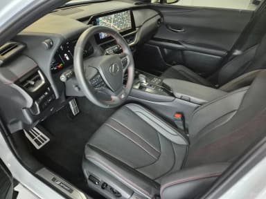 UX300h